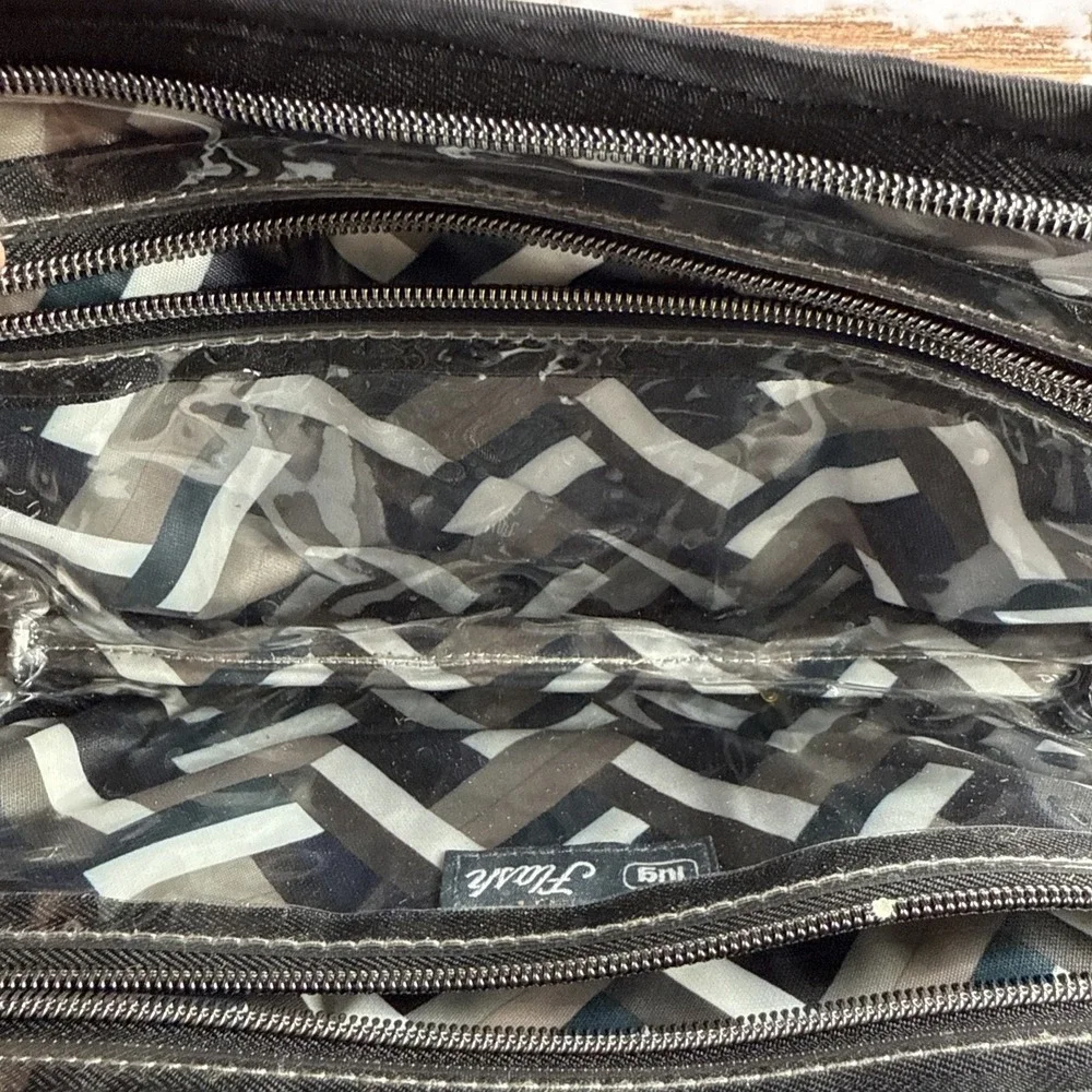 Lug Flash Lay Flat Cosmetic Case Black Travel Organizer Bag Used